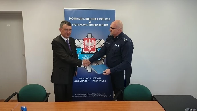 Wspólna akcja policjantów i poradni 