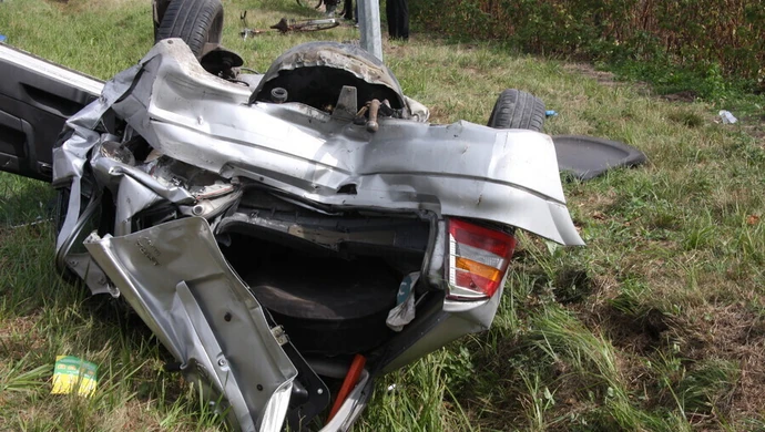 Wypadek w Niechcicach. Kierowcy w szpitalu