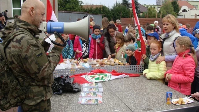 Rajd Prażonego Ziemniaka przyciągnął ponad 300 osób 