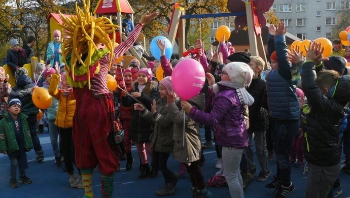 Nowy plac zabaw i kolejna siłownia zewnętrzna 