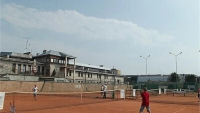 A. Radwańska na piotrkowskich kortach