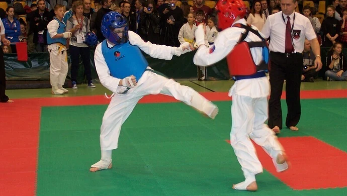 Oyama karate króluje w hali Relax