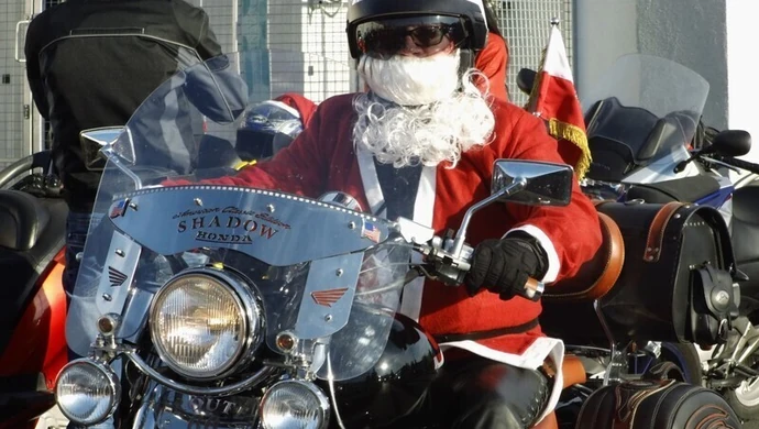 Mikołaje wsiedli na motocykle 