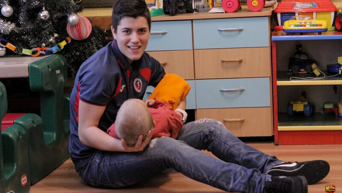 Sportowcy w roli świętych Mikołajów