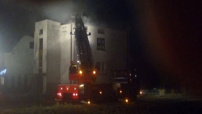 Pożar poddasza na Świerczowskiej