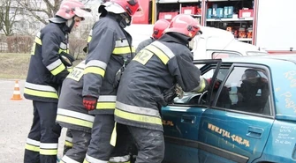 Gaszą, ratują i walczą z błonkoskrzydłymi