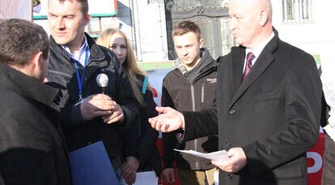 Rolnicy wręczyli staroście postulaty