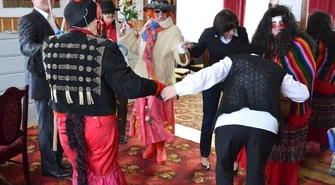 &#8222;Miśki&#8221; tanecznym krokiem wkroczyły do Urzędu  