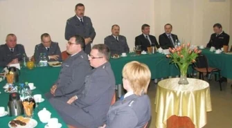 Więźniowie popracują przy powiatowych drogach 