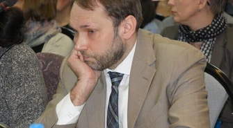 Grzegorz Lorek w studiu Strefy FM 