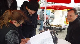 Piotrkowski SLD uaktywnił się na targowisku