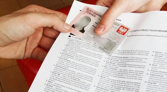 Mówili, że są z "kablówki", kazali mi coś podpisać