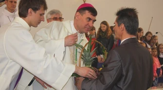 W kościele NSJ w Piotrkowie mszę odprawiał dziś biskup 