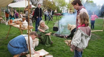 Festyn historyczny na boisku UJK 