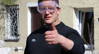 W ZSP nr 1 w Piotrkowie porządkowali szkolne boisko 