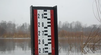 W Sulejowie Pilica przekroczyła stan ostrzegawczy