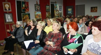 Wystawa prac plastycznych Klubu Seniora w OEA