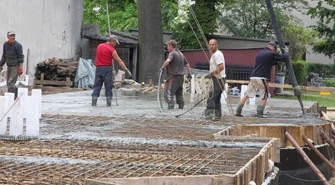 Przy piotrkowskiej cerkwi praca wre 