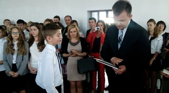 Prezydent nagrodził najlepszych uczniów 