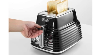 Zacznij śniadanie z chrupiącymi tostami!