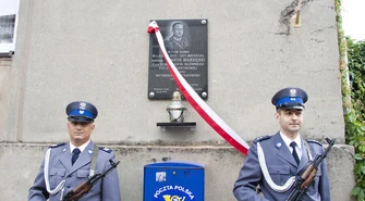 Odsłonili tablicę pamiątkową generała policji Henryka Wardęskiego