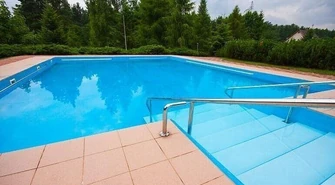 Odkryty basen znów w Piotrkowie?