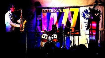 Old Town Jazz. W sobotę koncert Kuba Płużek Trio