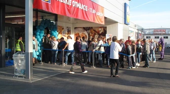 Zobacz otwarcie nowego marketu w Piotrkowie! 