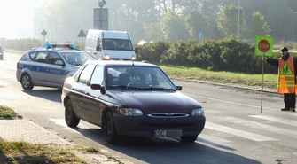 16-latka potrącona na pasach