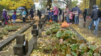 Płomyk Pamięci czyli jesienne sprzątanie grobów