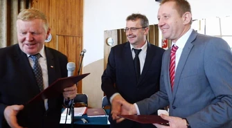 &#8222;Nie zawiedziemy!&#8221; Posłowie na sesji w Sulejowie 