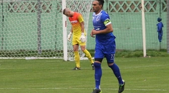 Czwarta porażka z rzędu polonistów