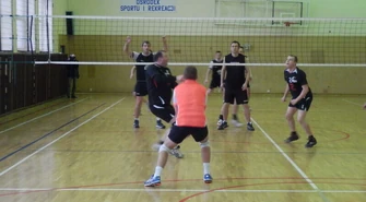 PAS na razie &#8222;na szóstkę&#8221;