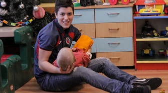 Sportowcy w roli świętych Mikołajów