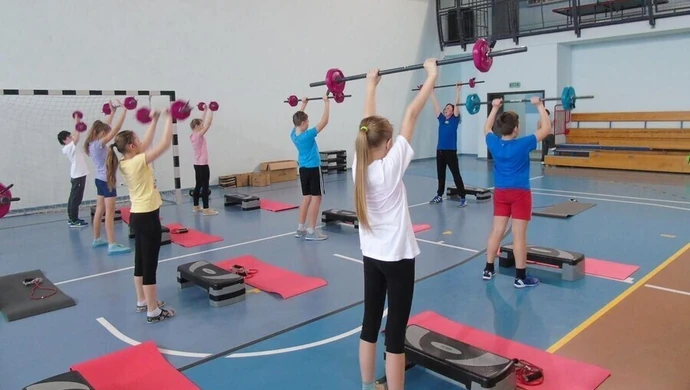 Ciężarowcy szerzą modę na bycie fit