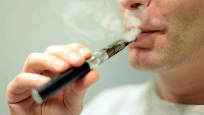 Koniec z e-dymkiem w miejscach publicznych 