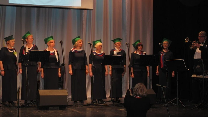 "Albośmy to jacy tacy, piotrkowiaki, studenciaki" - 10 lat Uniwersytetu Trzeciego Wieku