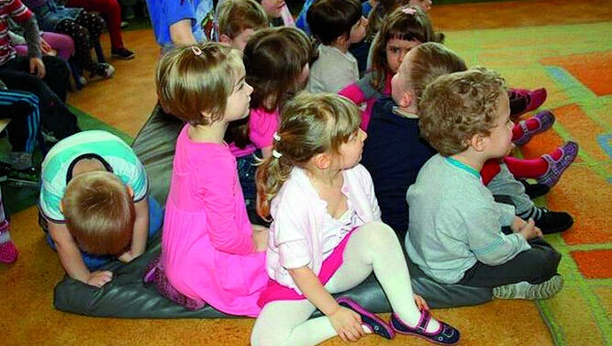 Nie będą mieli kogo uczyć. Ilu nauczycieli w Piotrkowie straci pracę?