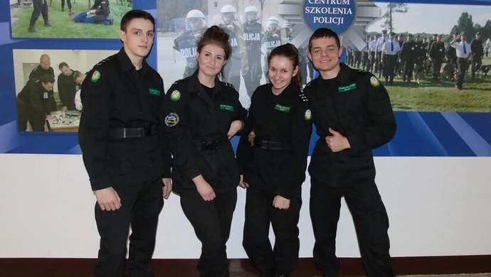 Uczniowie z Bujen w Turnieju Klas Policyjnych