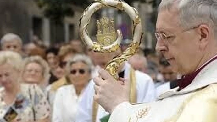 Przewodniczący Episkopatu odprawi mszę św. w Piotrkowie