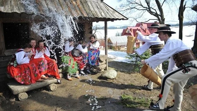 Lany poniedziałek. Uwaga na kary za chuligańskie wybryki!