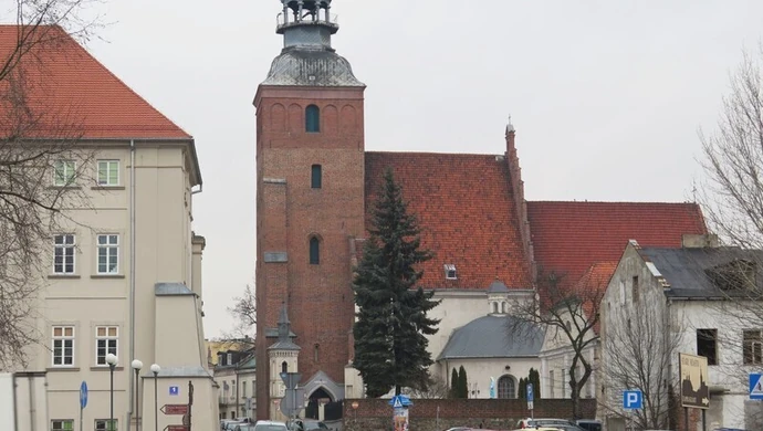 300 tysięcy na piotrkowskie kościoły