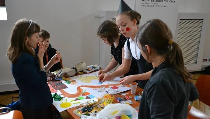 Czytanie na wielkim ekranie. Wygrała SP 12