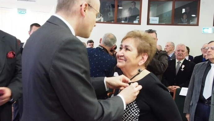 Ewa Juszko-Pałubska odznaczona Krzyżem Wolności i Solidarności  [video]