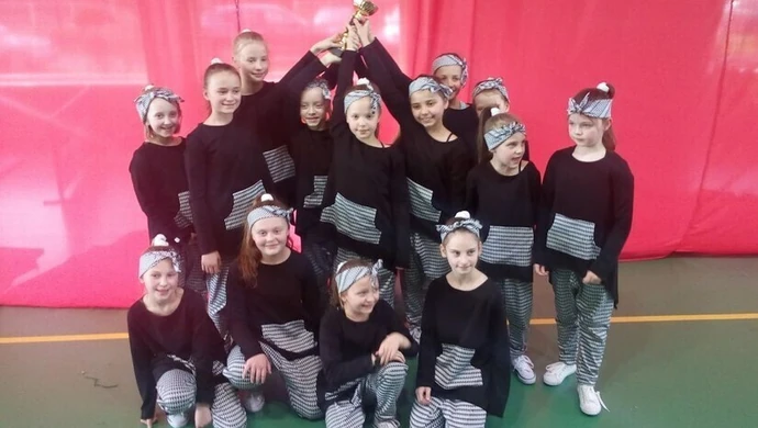 4 puchary i 50 medali. Sukces tancerzy z Piotrkowa 