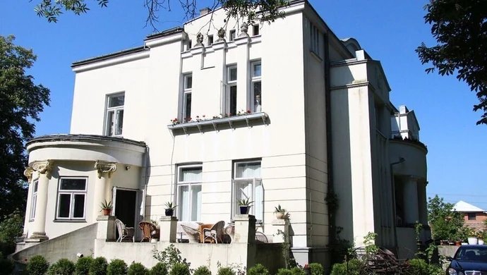 Znawcy dworów, pałaców, willi spotkali się w Woli Krzysztoporskiej