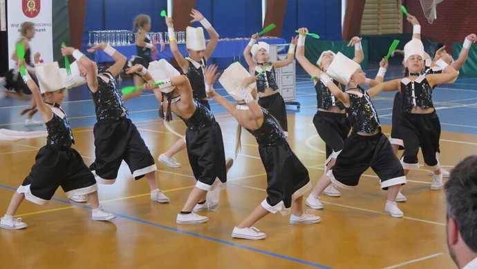 Roztańczona Moszczenica