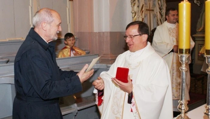 Oto nowy proboszcz piotrkowskiej Fary 