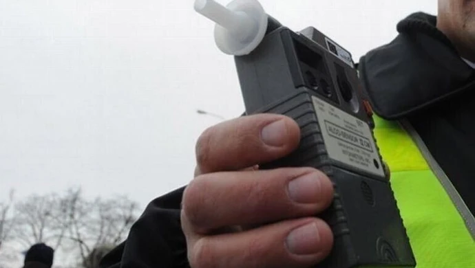 Policja zatrzymała pijanego dowódcę