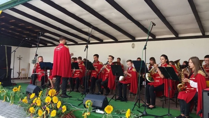 Na tańce i pieśni do Mzurek